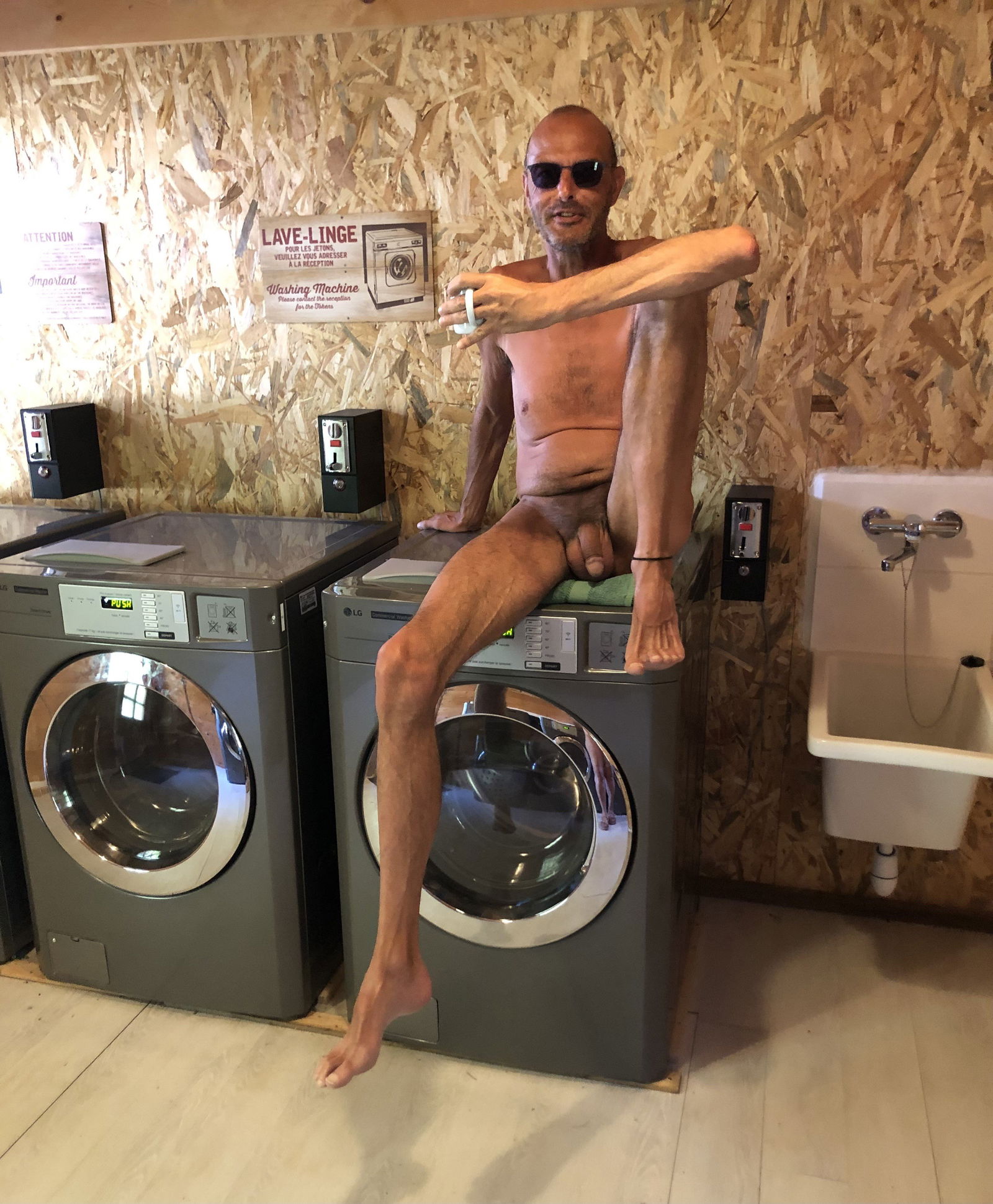 Album by busrijderke with the username @busrijderke, who is a verified user,  September 10, 2024 at 6:32 PM. The post is about the topic Male life outdoors and the text says 'nude vacation with cofee..'