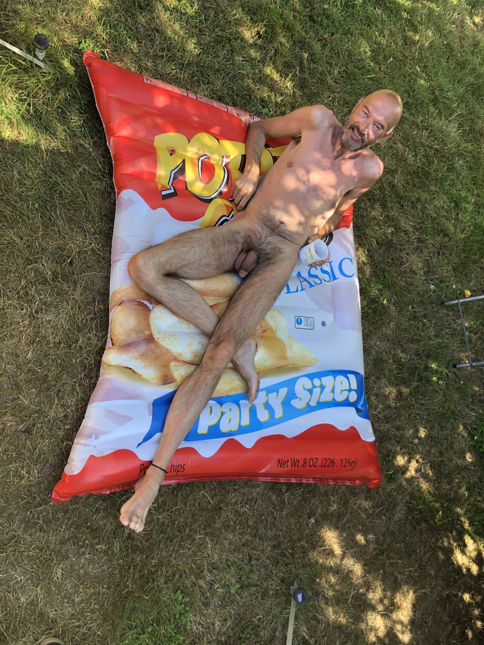 Album by busrijderke with the username @busrijderke, who is a verified user,  September 10, 2024 at 6:32 PM. The post is about the topic Male life outdoors and the text says 'nude vacation with cofee..'