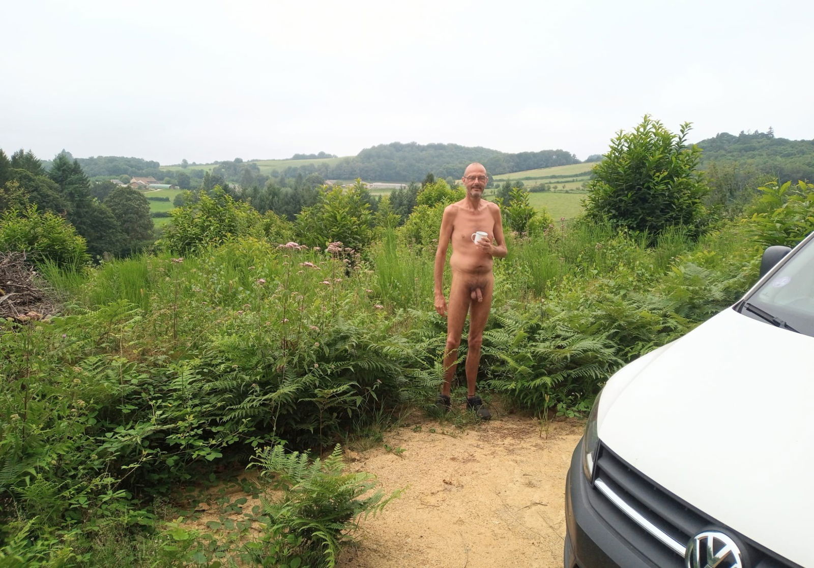 Album by busrijderke with the username @busrijderke, who is a verified user,  September 10, 2024 at 6:32 PM. The post is about the topic Male life outdoors and the text says 'nude vacation with cofee..'