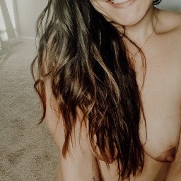 Photo by Dudewithahotwife with the username @Dudewithahotwife, who is a verified user,  February 17, 2024 at 8:00 PM. The post is about the topic Hotwife and the text says '[FitHotwife](FitHotwife) has the best smile! dont ya think??'