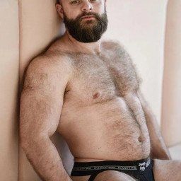 Photo by Swintonmick with the username @Swintonmick,  January 25, 2023 at 5:44 AM. The post is about the topic Gay Hairy Men