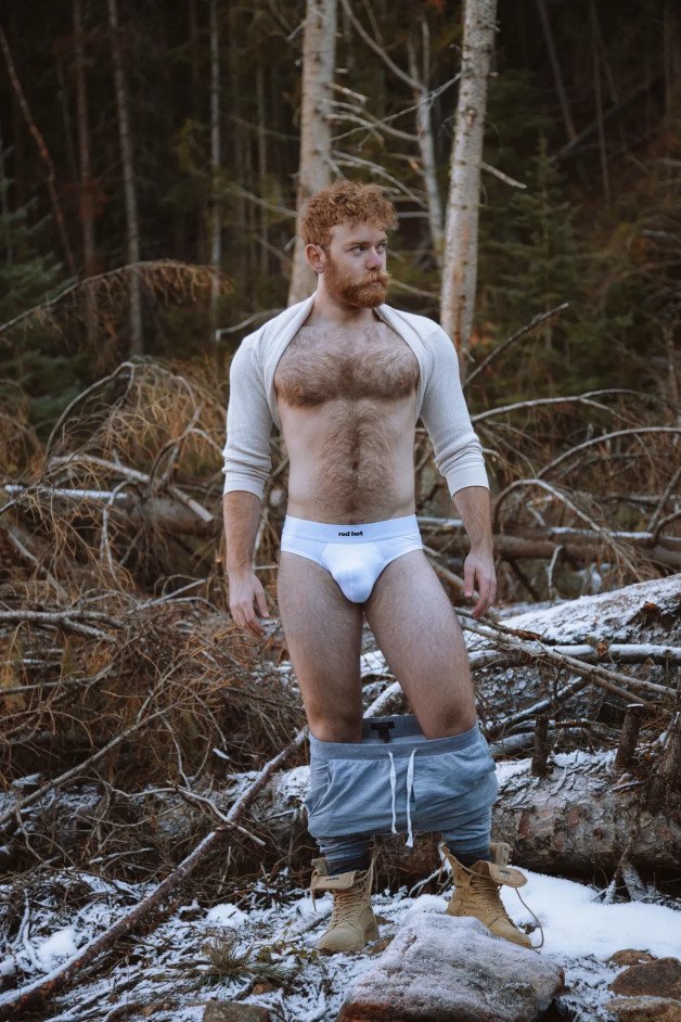 Photo by Swintonmick with the username @Swintonmick,  October 30, 2022 at 5:02 PM. The post is about the topic Gay Hairy Men