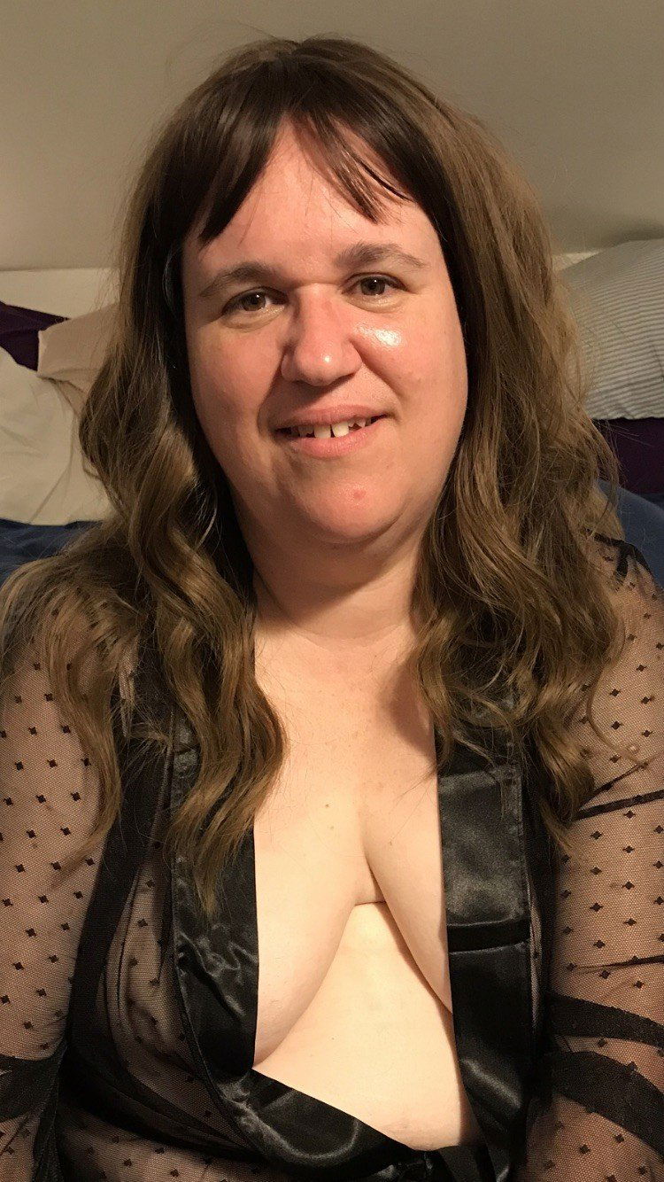 Photo by Naomipeaks with the username @Naomipeaks,  April 26, 2022 at 3:21 AM. The post is about the topic BBW and Chubby and the text says 'Just some photos i took the other night. enjoy!'