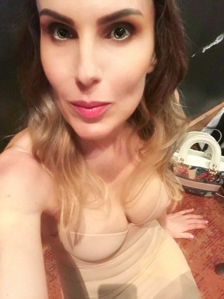 Album by Heidi HotWife with the username @HeidiHotWife, who is a verified user,  September 30, 2024 at 12:46 PM and the text says 'I am here to be SHARED so please SHARE me...'