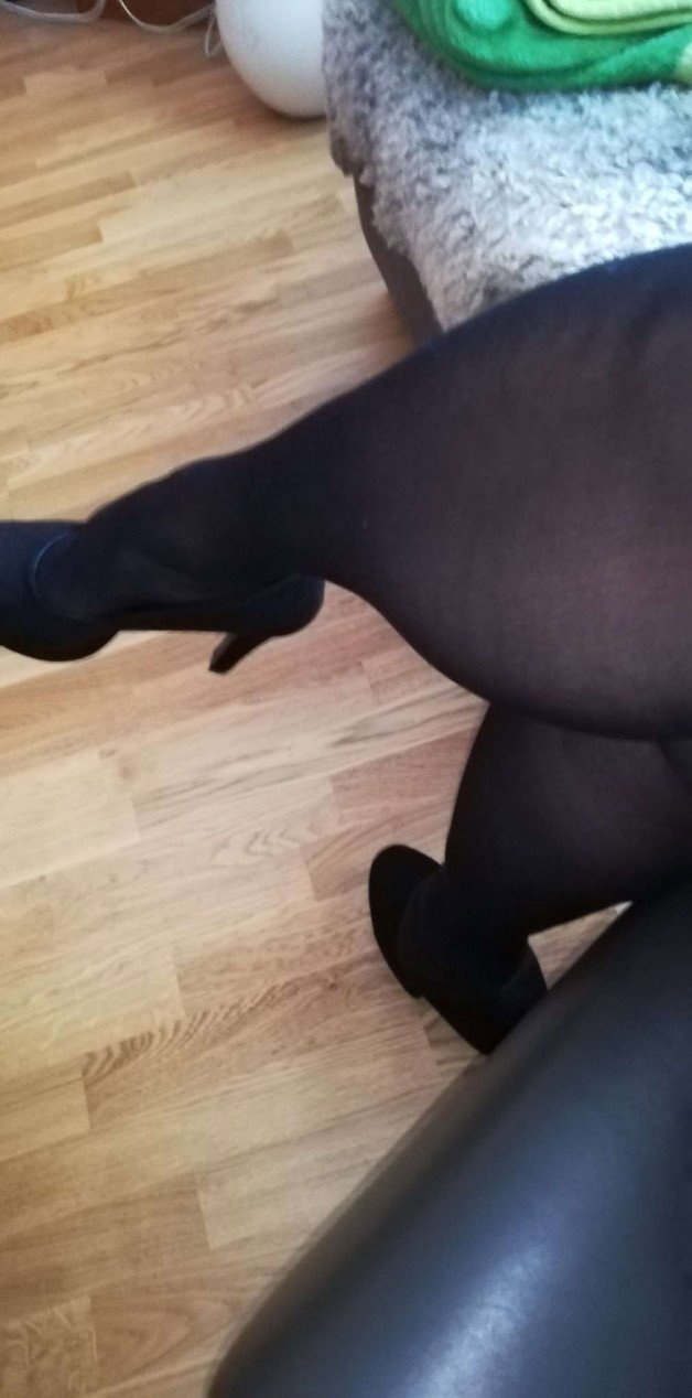 Photo by joho63 with the username @joho63, who is a verified user,  December 21, 2023 at 5:04 PM and the text says 'black nylons'