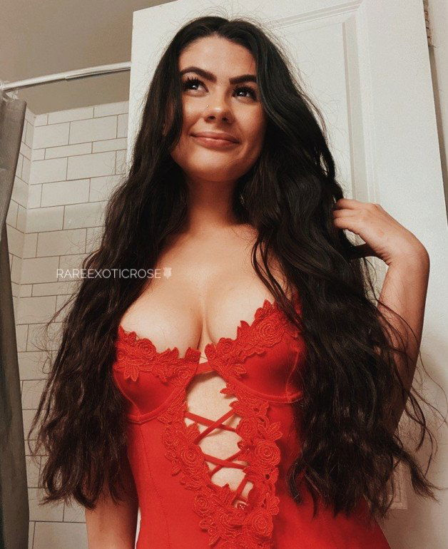 Photo by Rareexoticrose with the username @Rareexoticrose, who is a star user,  July 30, 2022 at 9:45 AM and the text says 'I love red lingerie!'