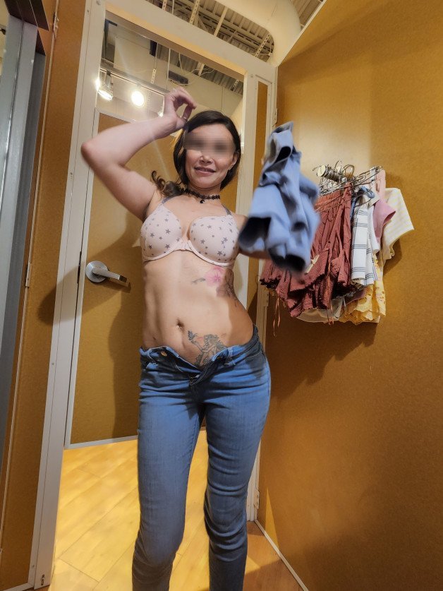 Photo by Veronica with the username @Kinkyfuncpl, who is a star user,  May 28, 2022 at 7:53 PM. The post is about the topic Public and the text says 'Love having a little fun while shopping'