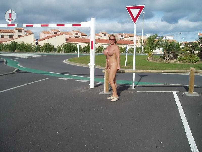 Album by Nude Chrissy with the username @Nudistparadies, who is a verified user,  June 3, 2022 at 12:34 PM. The post is about the topic Nudist-holidays and the text says 'NUdist-holidays in South France'