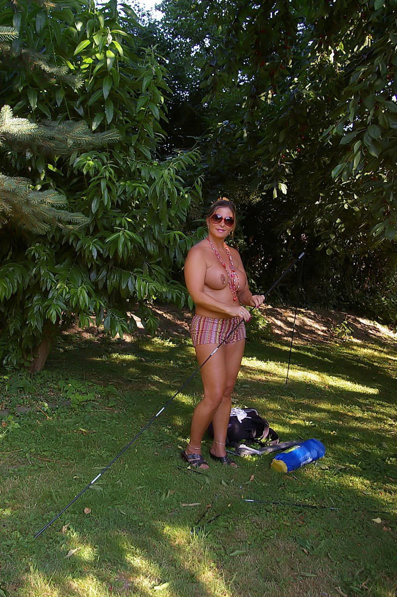 Photo by Nude Chrissy with the username @Nudistparadies, who is a verified user,  June 5, 2022 at 9:33 PM. The post is about the topic My nudist lifestyle and the text says 'My camping adventure'