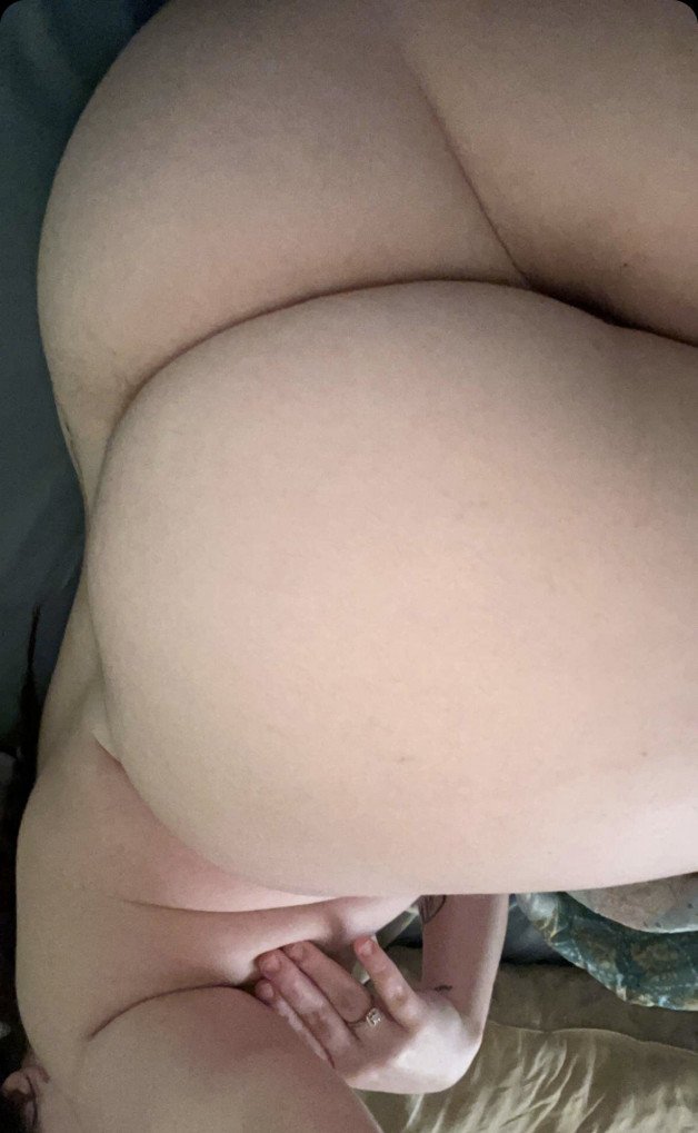 Photo by AgegapPrincess with the username @AgegapPrincess, who is a verified user,  February 23, 2023 at 1:46 PM. The post is about the topic chubby amateurs and the text says 'good morning everyone ???
https://onlyfans.com/agegapprincess'