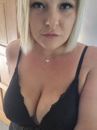 Photo by Chubbymilf94 with the username @Chubbymilf94, who is a star user,  August 1, 2022 at 3:26 PM. The post is about the topic MILF