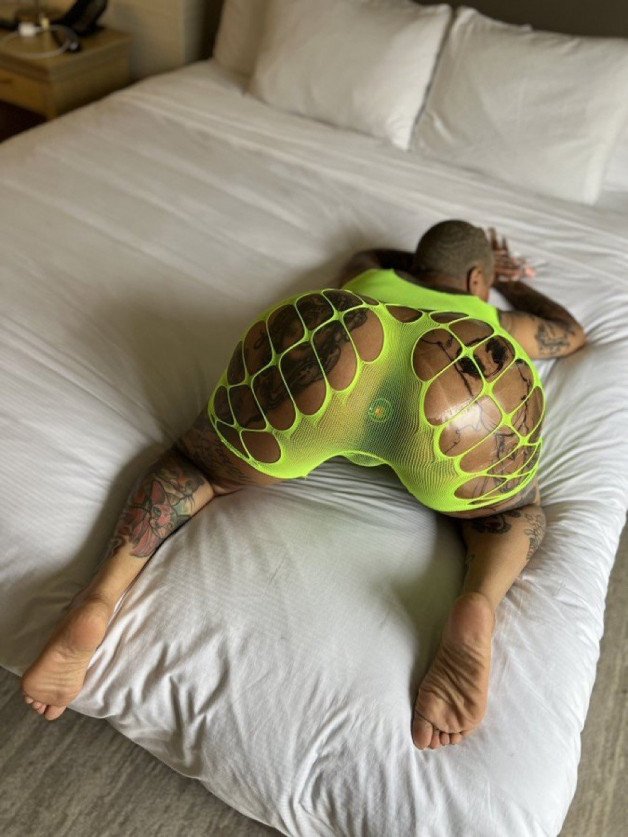 Photo by ??Calypso with the username @CalypsoSoWavy, who is a star user,  March 29, 2023 at 5:58 PM and the text says 'whats your favorite position? 

#buttblug #tattoos #ass #onlyfans'