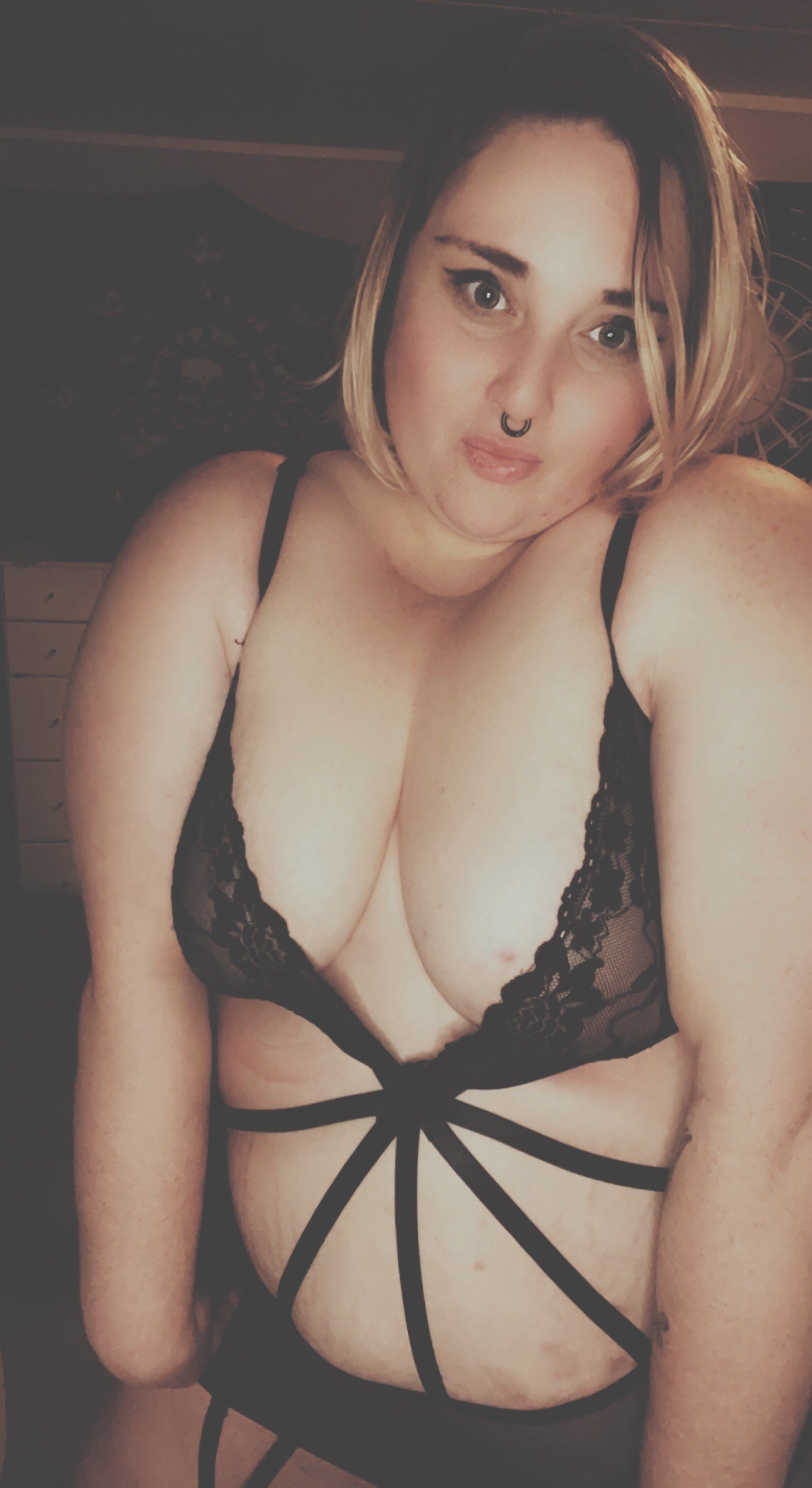 Album by BustySky with the username @BustySky, who is a star user,  September 28, 2022 at 11:56 AM. The post is about the topic Sexy BBWs and the text says 'Amateur BBW Babe in Black Lingerie x'