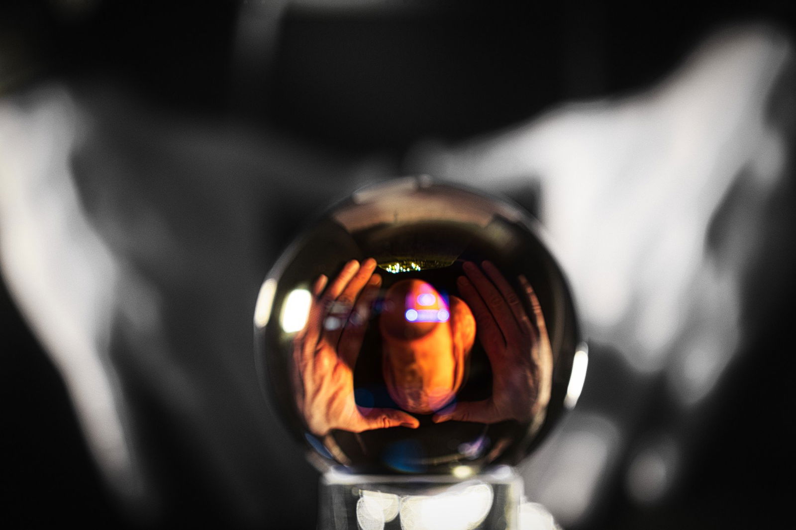 Album by DaddysBeard with the username @DaddysBeard, who is a star user,  July 8, 2022 at 7:18 AM and the text says 'Well, let´s start this profile with a few artsy-fartsy lensball pics, shall we?
Enjoy :)'