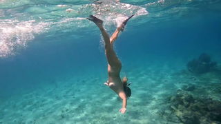 Photo by Sailing Angel with the username @sailingangelxxx, who is a verified user,  February 19, 2024 at 3:39 PM and the text says 'Lets explore the coral heads at White Point in the Exumas together. 
https://vimeo.com/ondemand/sailingdarkangel/734573739
Unlock all of my Extended, Uncensored, OnDemand videos by becoming a Navigator patron. 
See patreon.com/sailingdarkangel for..'