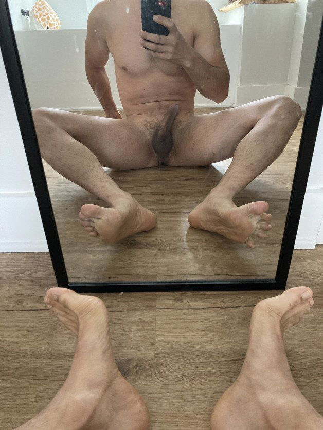 Photo by kjalcero with the username @kjalcero924978, who is a verified user, posted on December 30, 2022. The post is about the topic Dudes Feet and Butts