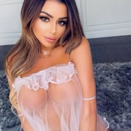 Photo by HotandHotterwomen with the username @HotandHotterwomen,  April 23, 2024 at 5:00 AM. The post is about the topic Sexy Lingerie