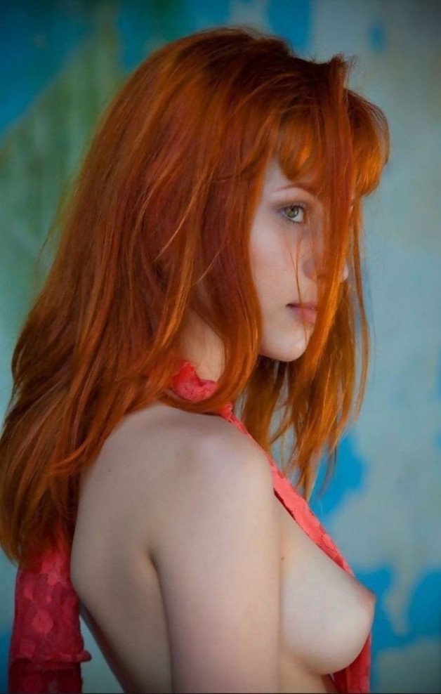 Photo by HotandHotterwomen with the username @HotandHotterwomen,  June 2, 2023 at 2:30 AM. The post is about the topic teen redheads