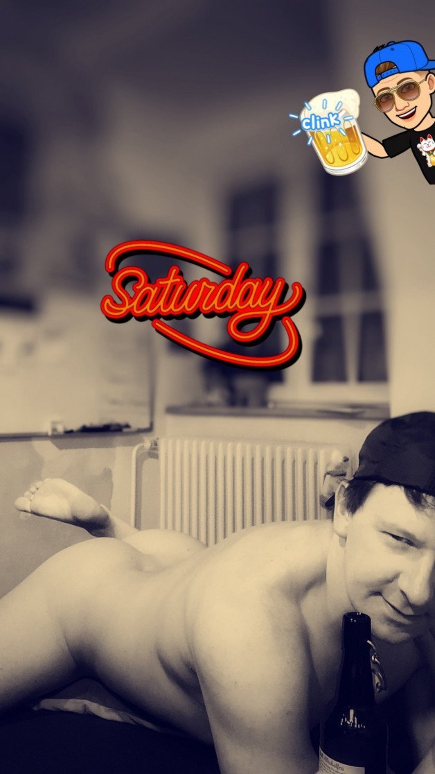 Photo by funguy5180 with the username @funguy5180, who is a verified user,  February 6, 2021 at 6:59 PM. The post is about the topic Sexy Selfhot and the text says 'Relaxing saturday evening - share and follow for more

#funguy5180 #saturday #lazy #beer #snapchat #relaxing #ass #sexy #booty #german #germany #amateur #homemade'
