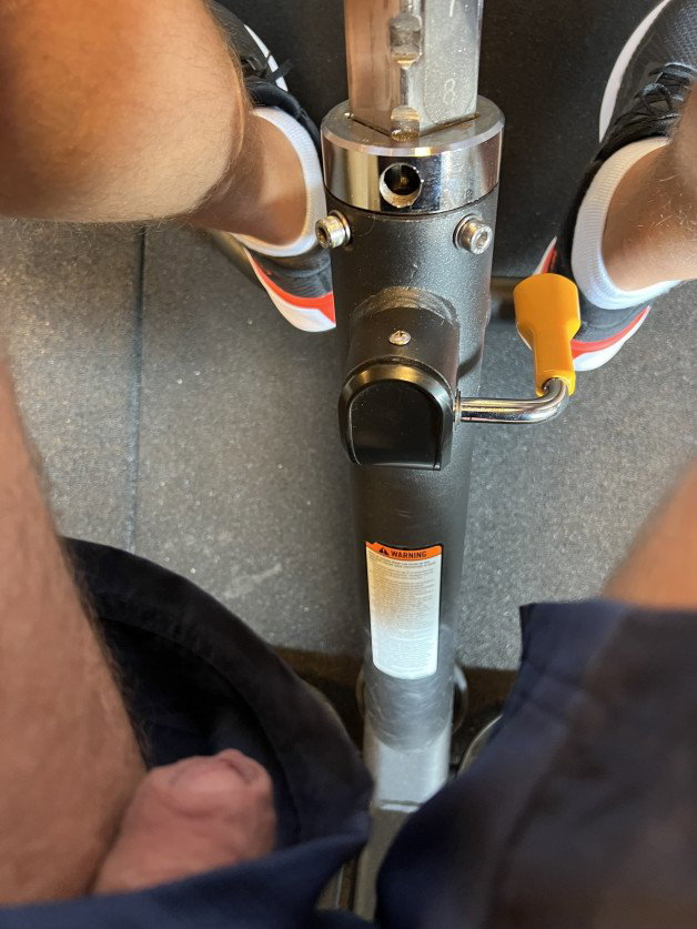 Photo by Ladalada1 with the username @Ladalada1, who is a verified user,  September 11, 2023 at 11:59 AM. The post is about the topic Public Sex and Exhibitionism and the text says 'me at the gym. #freeballing'