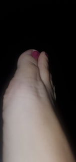 Photo by Sugartits07 with the username @Sugartits07, who is a star user,  August 24, 2022 at 4:46 PM and the text says 'Any foot lovers here? Interested in buying some pics? Message me and lets discuss. 

#buyingcontent #feet #coloredtoenails'