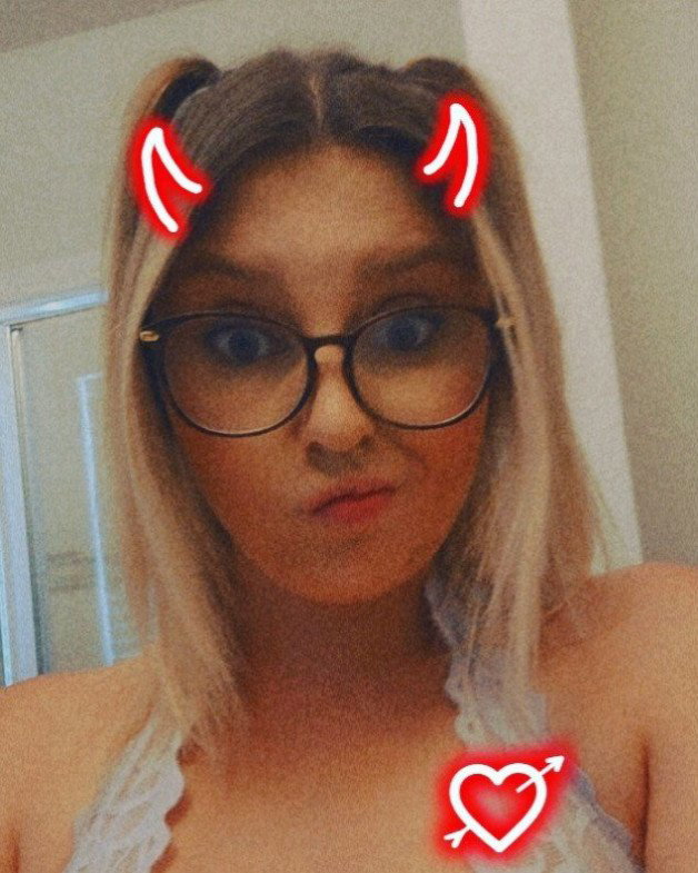 Photo by Kaylee with the username @Cuddle-bear, who is a verified user,  September 11, 2022 at 2:55 PM. The post is about the topic Glasses and the text says 'https://onlyfans.com/somekindofbear
come play 😈'