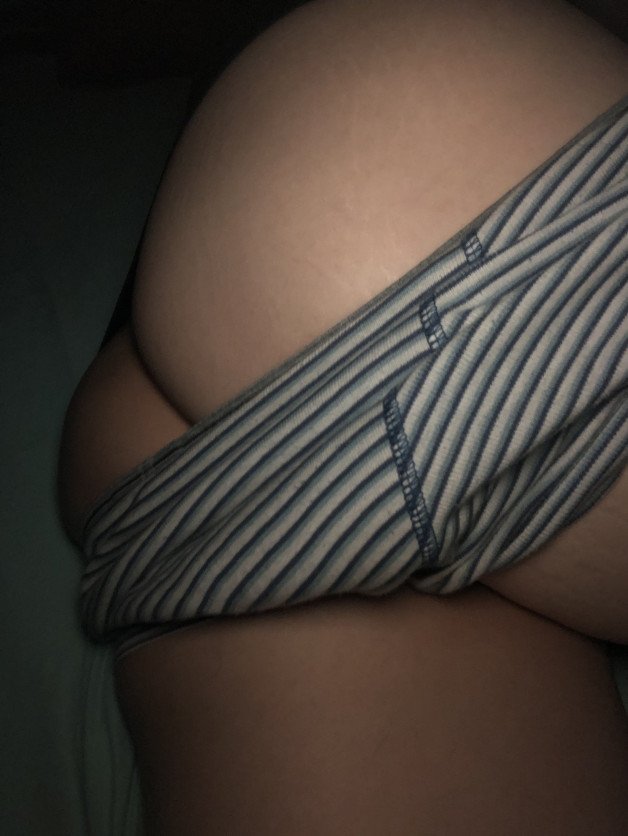 Photo by Wildfreak69 with the username @Wildfreak69, who is a verified user,  June 17, 2023 at 10:41 AM. The post is about the topic Beautiful asses and cocks and the text says 'boxers abit down n ass shot!!'