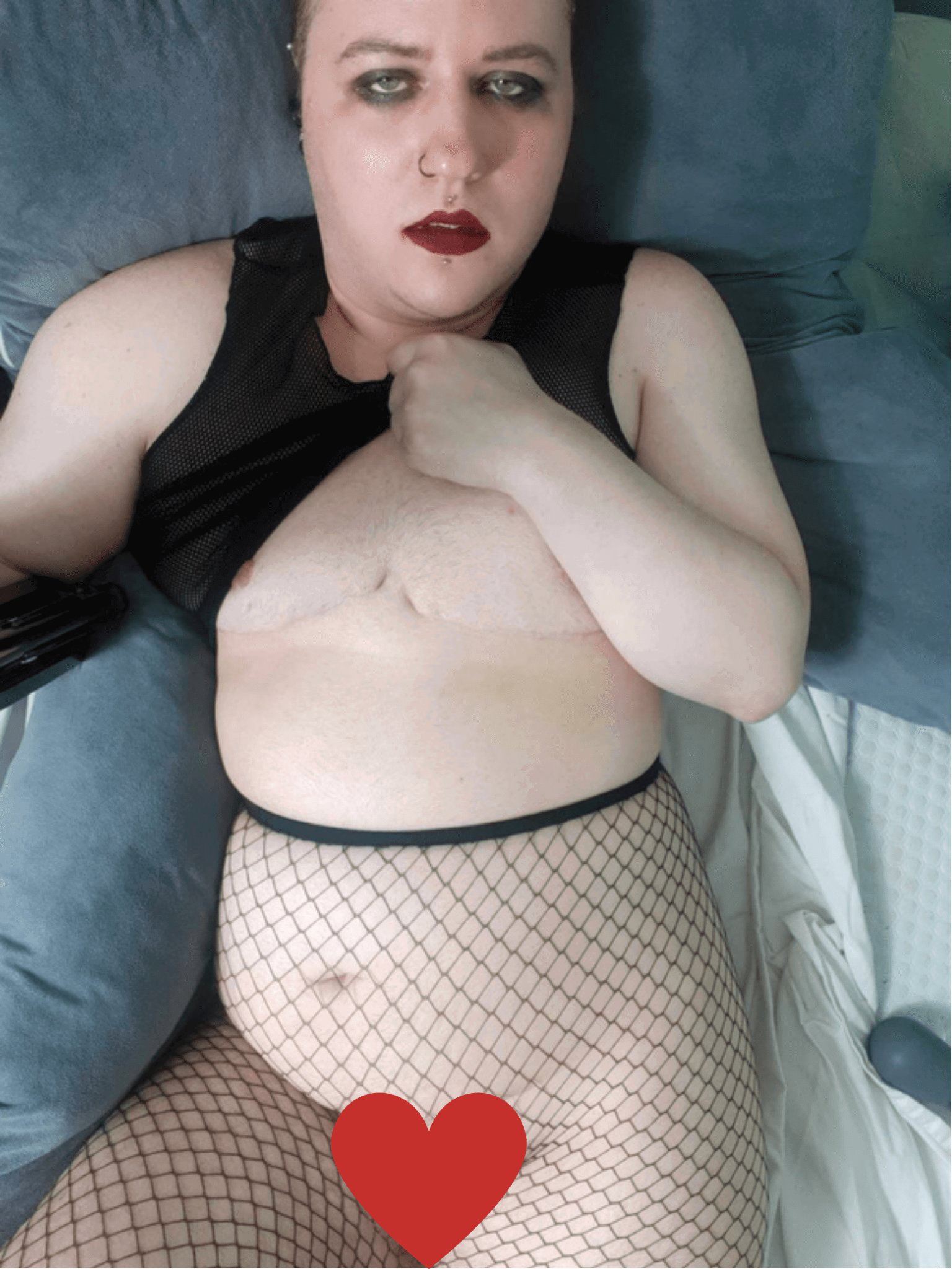 Photo by Prin with the username @faerieprin, who is a star user,  August 28, 2023 at 5:29 AM and the text says 'fishnet vamp boy 🤭 

wanna see the unedited version and the rest of my content? check out my links!

shares and interacts welcome 💙'