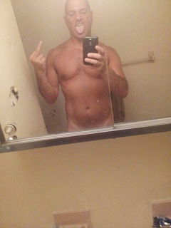 Album by drumms808 with the username @Drumms808,  September 6, 2019 at 9:24 PM. The post is about the topic Amateur selfies and the text says 'hi...im back!'