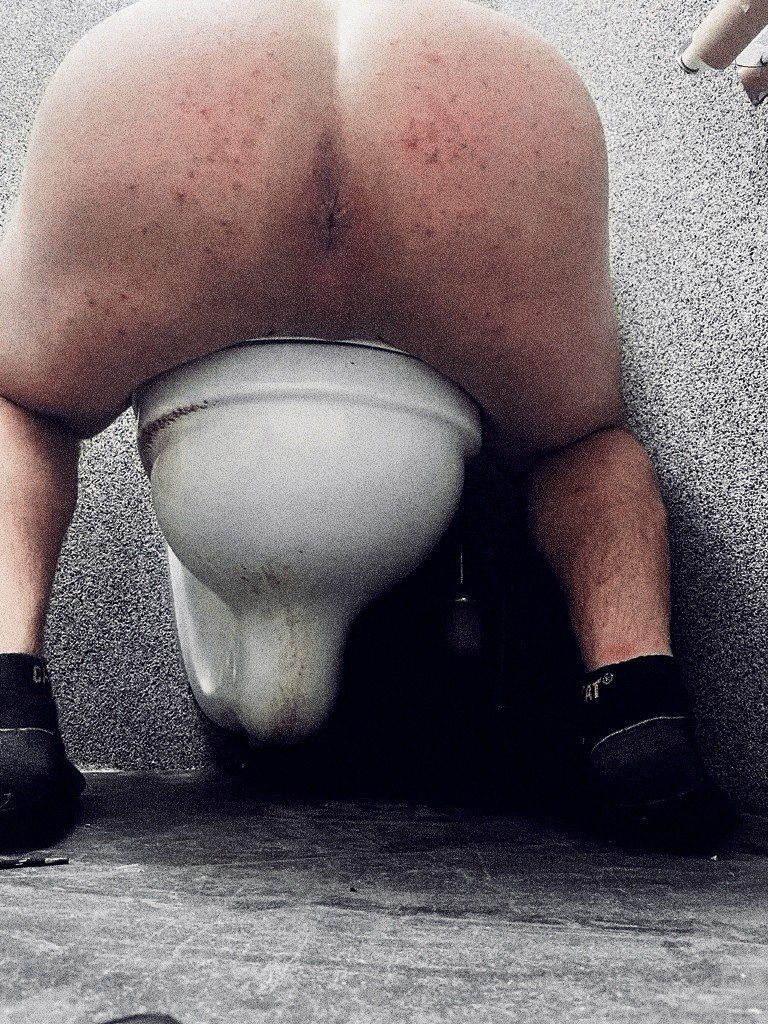 Photo by Seksikovboy with the username @Seksikovboy, who is a verified user,  December 9, 2023 at 8:06 AM. The post is about the topic Gay and the text says 'hi 🖐🏻
I hope you have a pleasant day 🌹😍
#fucking #sex #sexy #cock #balls #bigass #pussy #bigcock #cum #blowjob #bigtits #marriedcouple #gay #lesbian #hardsex #porn #women with strapons #trans'