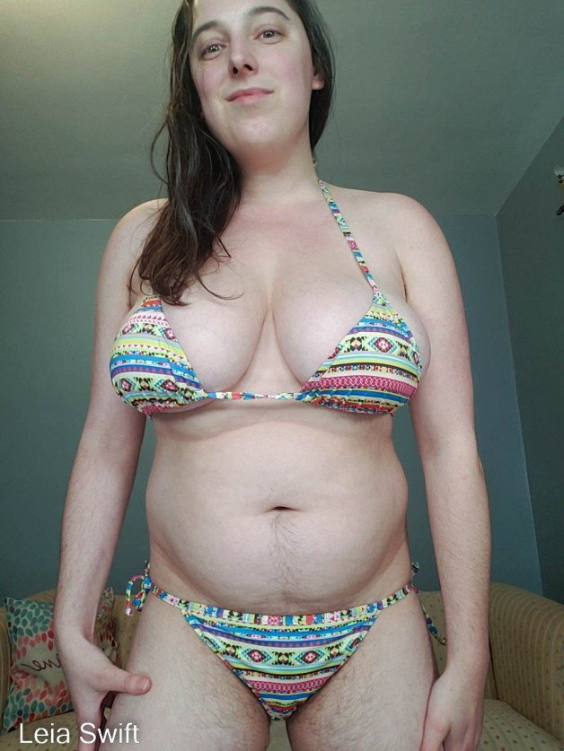 Photo by leiaswift with the username @leiaswift, who is a star user,  February 23, 2023 at 1:25 PM. The post is about the topic Bellybulge and the text says 'live streaming @ https://chaturbate.com/in/?tour=7Bge&campaign=qVXYT&room=leiaswift Come chat with me - I have a few different options available for you today'