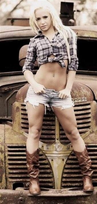 Photo by Biljac with the username @Biljac,  January 28, 2021 at 4:20 AM. The post is about the topic sexy country girls