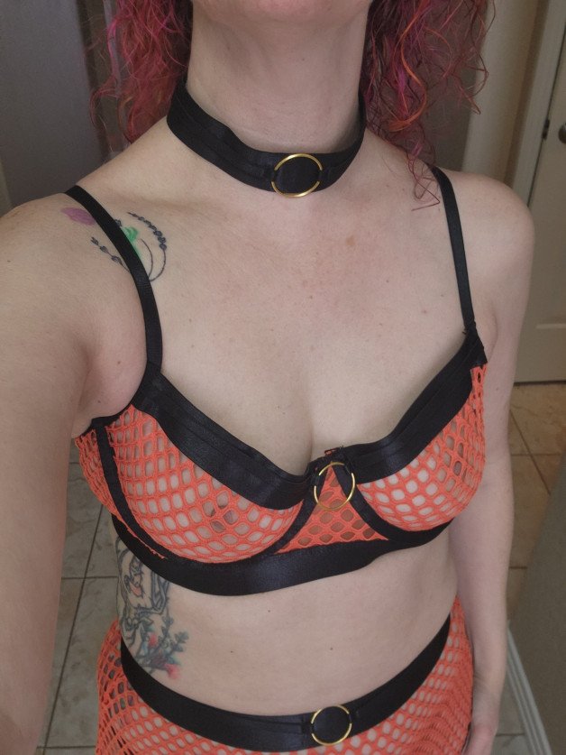 Photo by NeedyHotwife with the username @NeedyHotwife, who is a verified user,  January 28, 2023 at 4:43 AM. The post is about the topic Hotwife and the text says 'Orange isn&#039;t just for Halloween, right? Think there are any bulls to enjoy this outside of October?'