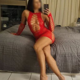 Shared Photo by MissJockeyHotwife with the username @MissJockeyHotwife, who is a verified user,  April 5, 2024 at 5:48 PM. The post is about the topic Amateurs