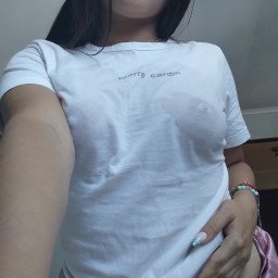 Photo by MariaJanee with the username @MariaJanee, who is a star user,  March 17, 2023 at 7:12 AM and the text says 'really horny right now! suck my hard nipples!👄👅💦🍆
#readyforbed#hotandhorny#hotbabe#lick my lips#sexy chick#touch me'