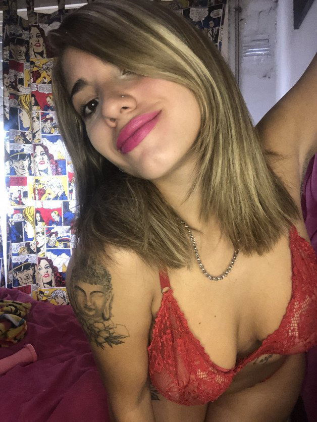Photo by VictoriaCruz with the username @VictoriaCruz, who is a star user,  May 25, 2023 at 10:43 AM and the text says 'I want to be your favorite.
#sexybreast #kissmylips #lickit #suckit #inthemood'