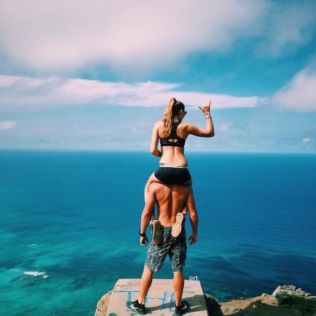 Photo by NalaEyes with the username @nalaeyes, who is a verified user,  August 10, 2018 at 3:46 PM and the text says 'oceancuresall:


tropical blog

 #travelgoals  #bff  #girlcrush'