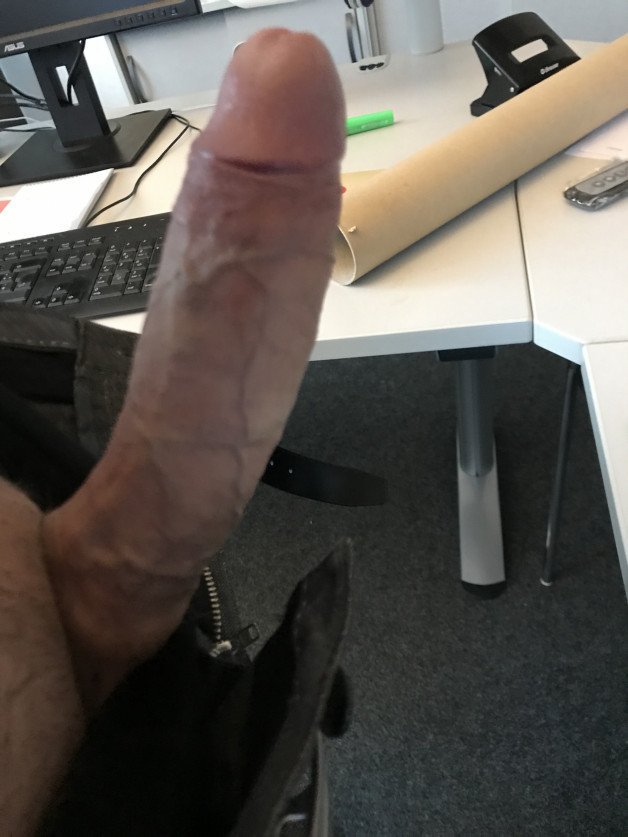 Photo by Tomloki19 with the username @Tomloki19, who is a verified user,  February 19, 2023 at 9:21 AM. The post is about the topic Huge Cocks and the text says 'good morning! somebody got use for me?'