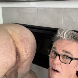 Photo by Isleofboi with the username @Isleofboi, who is a verified user,  April 26, 2024 at 12:47 AM. The post is about the topic Gay Blowjob and the text says 'DADDY CRUSH! ♥️💦 Yes daddy I know where my face goes. Really fun time , hope you like watching my naughty videos. I know I’m a little slut. Bye for now, see you in a couple of weeks. ♥️💦'
