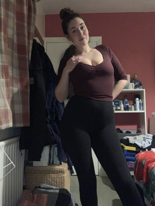 Photo by EmmaClaire with the username @EmmaClaire, who is a star user,  May 10, 2023 at 6:48 AM. The post is about the topic MILF and the text says 'Can a milf in clothes get a hello or two'