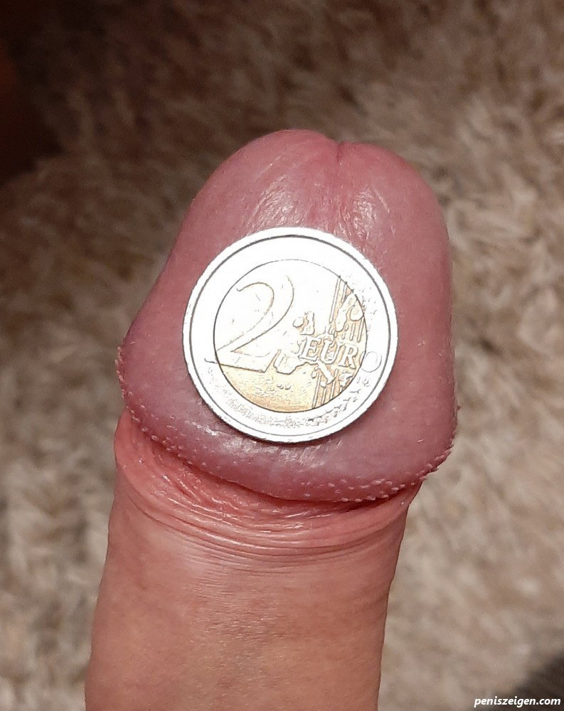 Photo by scotty9 with the username @scotty9,  October 19, 2019 at 5:54 AM. The post is about the topic Mature+18 and the text says '2 Euro challenge'