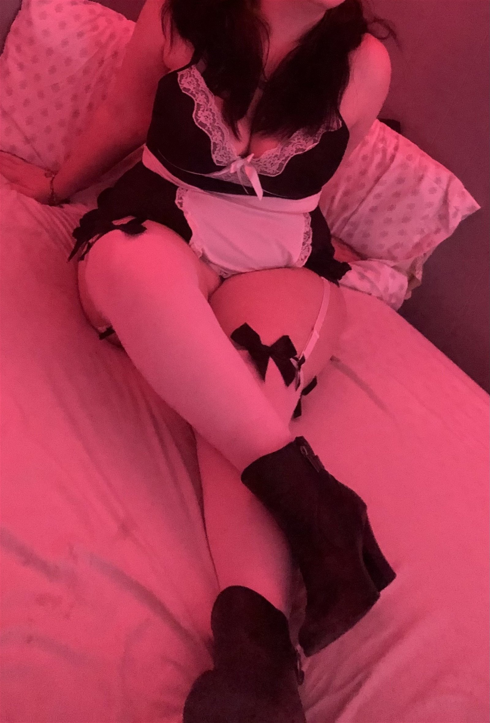 Photo by Emobaby20 with the username @Emobaby20, who is a star user,  February 17, 2023 at 6:25 AM. The post is about the topic Sexy Lingerie and the text says 'Anybody want a maid for their needs?🥵💋'