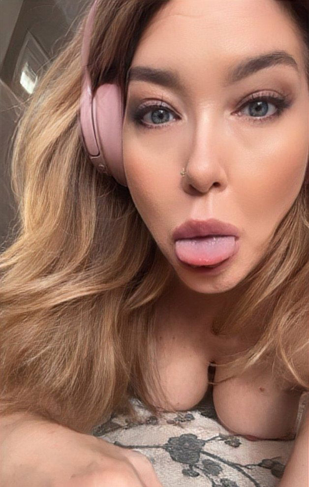 Photo by Blueeyes_bimbo with the username @hypnoporn, who is a verified user,  March 2, 2024 at 4:01 AM. The post is about the topic bambi hypno porn and the text says 'Obedience is pleasure!💋'