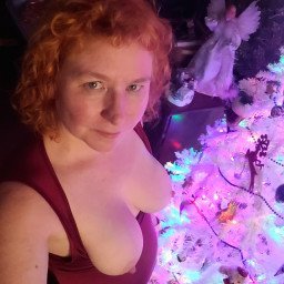 Photo by Vixen with the username @Vixen71.2, who is a verified user,  December 17, 2023 at 10:33 AM and the text says 'Merry Tittymas!'
