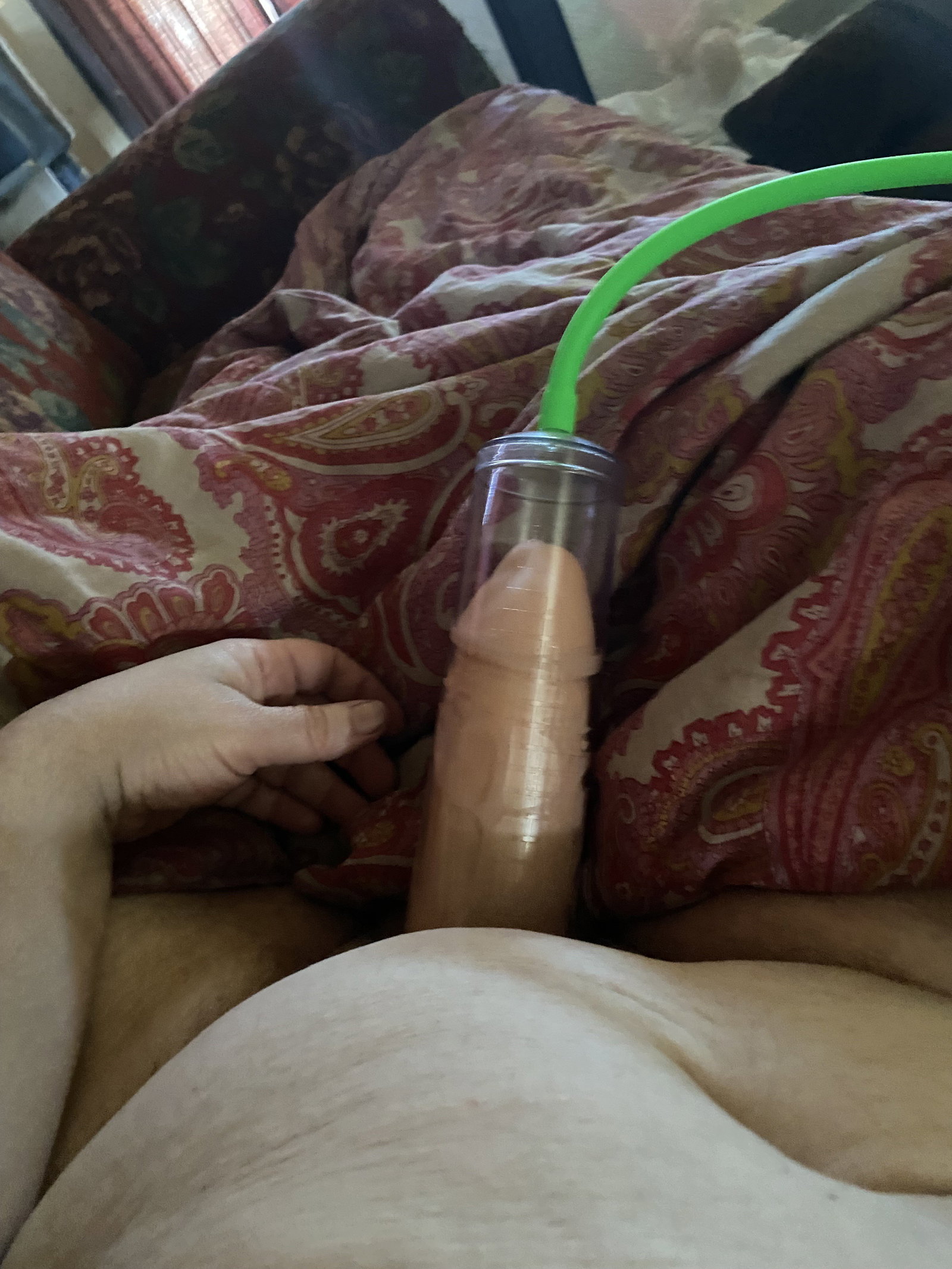 Photo by Ohiopumper87 with the username @Ohiopumper87, who is a verified user,  February 6, 2024 at 8:04 PM. The post is about the topic Penis Pumps and the text says 'pumping my ROD'