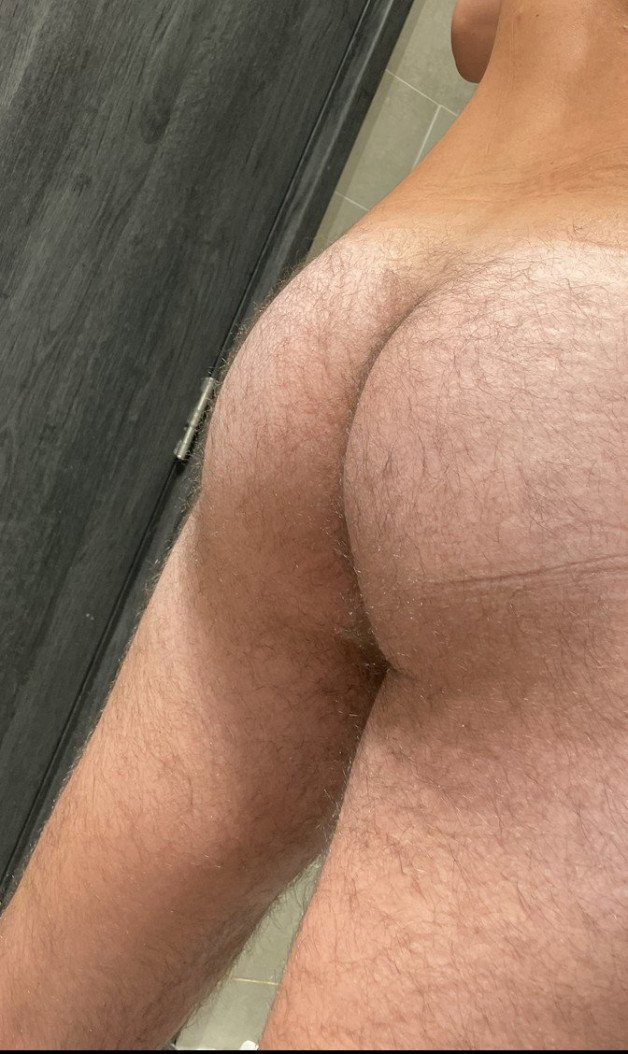 Photo by Mrvv with the username @bbkraw1, who is a verified user,  March 30, 2023 at 12:55 PM. The post is about the topic Gay and the text says 'Subs and bottoms love my hairy ass'