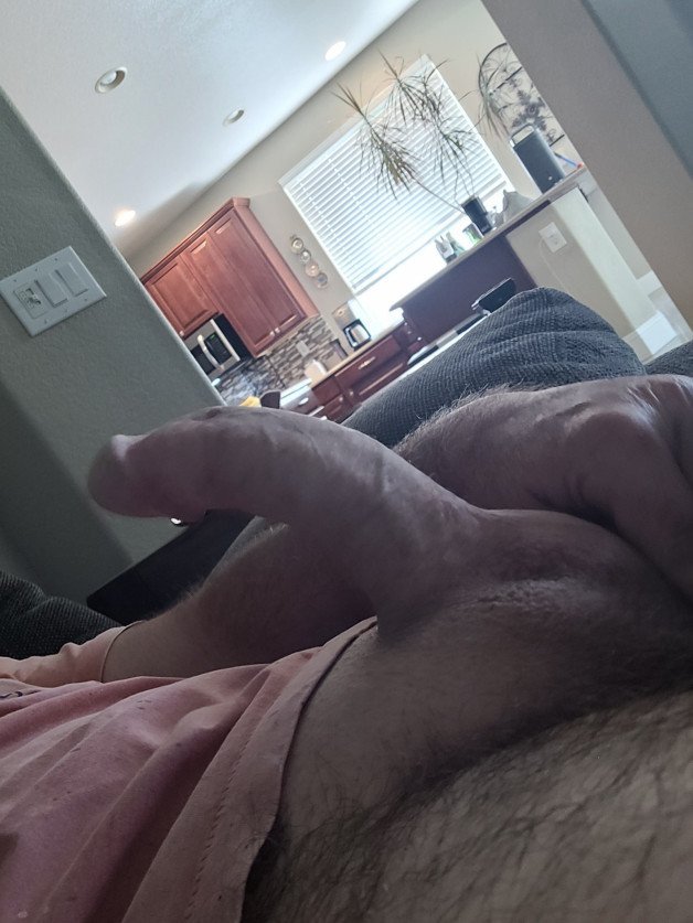 Photo by Pig177 with the username @Pig177, who is a verified user,  October 11, 2023 at 5:18 PM and the text says 'Who wants to deepthroat me?'