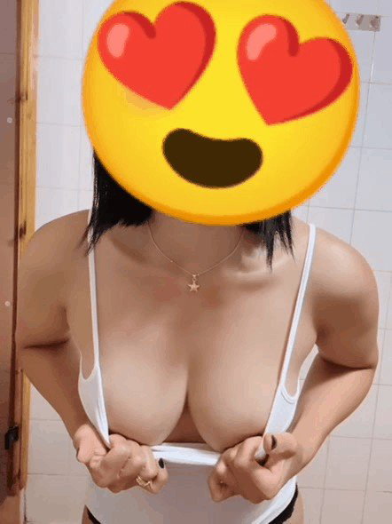 Photo by ThaiMom with the username @ThaiMom, who is a star user,  August 26, 2023 at 8:45 AM. The post is about the topic Asian and the text says 'Thai Mom Showing her Big Boobs👕🍒😘'