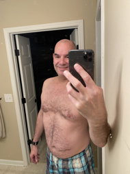 Photo by Mature Lover ATL with the username @velvet.elvis, who is a verified user,  May 22, 2023 at 5:37 AM and the text says 'Sorry about my #dadbod but this is the real me literally right now and I love the fact that there's a place like this where I can share my legit self. Feel free to DM me, anyone'