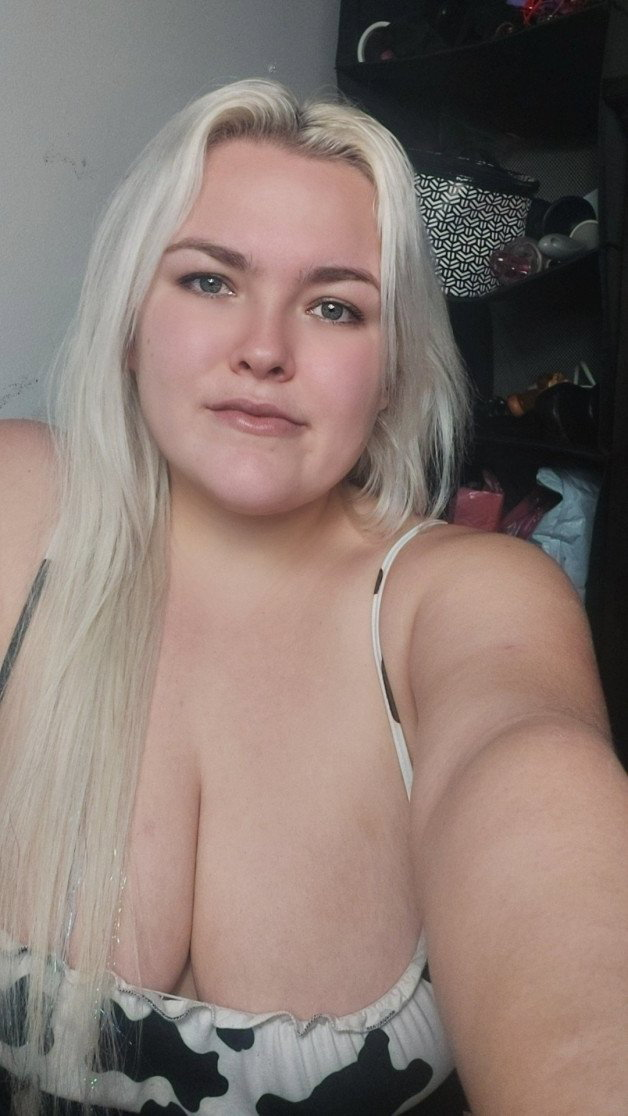 Photo by Missi with the username @missi3, who is a star user,  December 8, 2023 at 10:39 PM. The post is about the topic BBW and Chubby